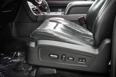 2015 Lincoln Navigator 2WD 4dr