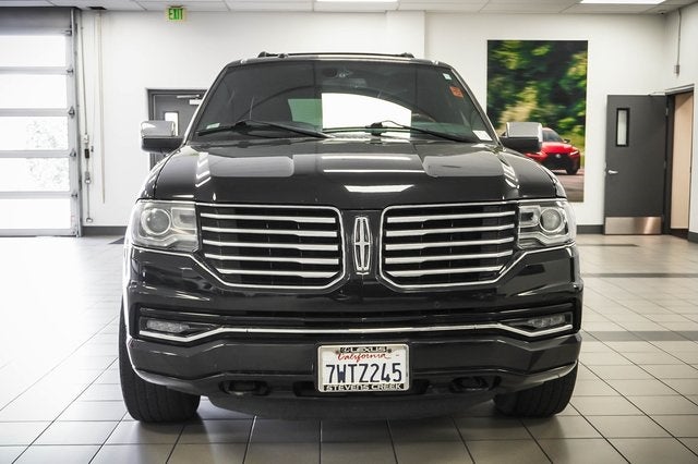 2015 Lincoln Navigator 2WD 4dr