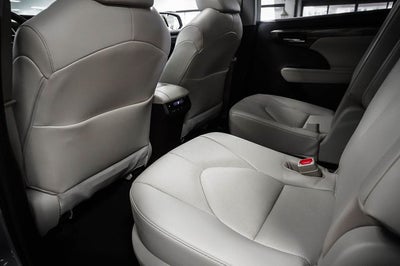 2022 Toyota Highlander Limited