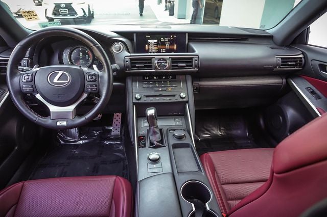 2019 Lexus IS 300