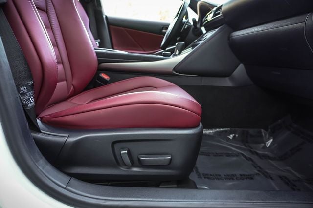 2019 Lexus IS 300