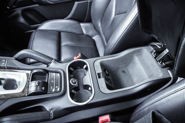 2017 Porsche Cayenne Platinum Edition
