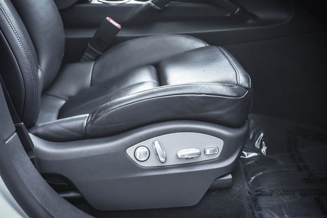 2017 Porsche Cayenne Platinum Edition