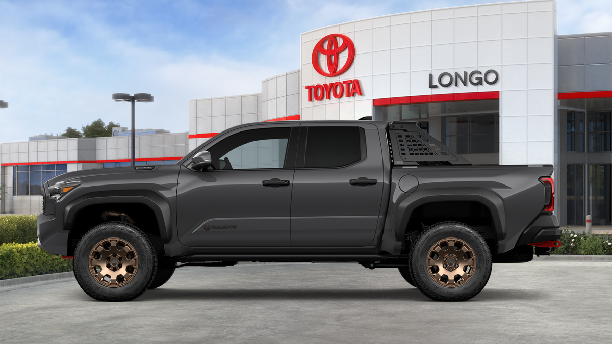 2026 Toyota Tacoma i-FORCE MAX Tacoma Trailhunter