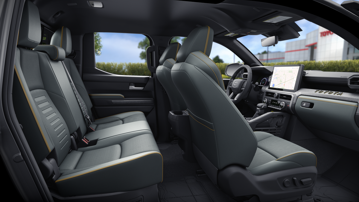 2026 Toyota Tacoma i-FORCE MAX Tacoma Trailhunter