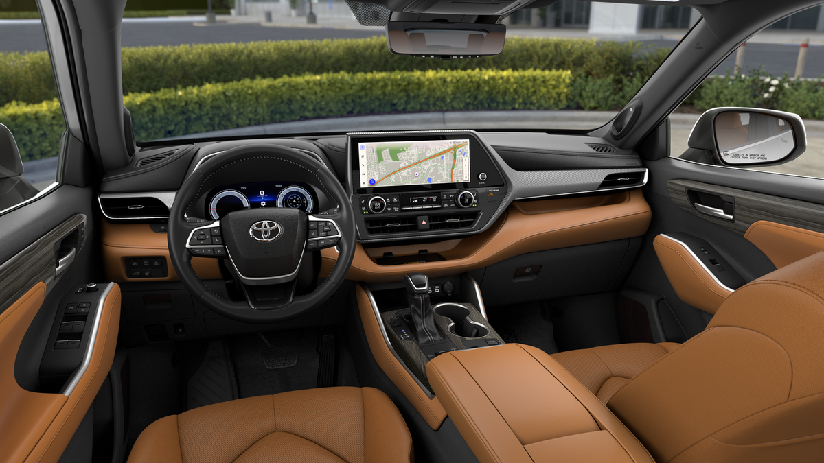 2026 Toyota Highlander Hybrid Platinum