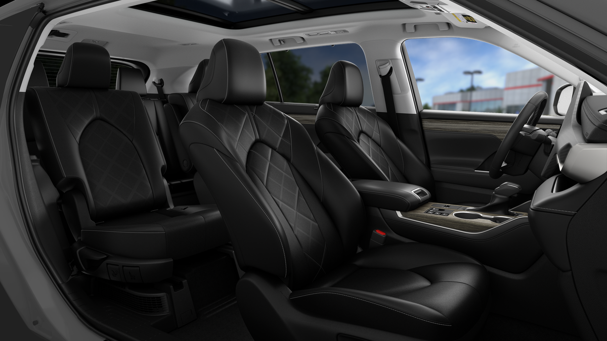 2026 Toyota Highlander Hybrid Platinum