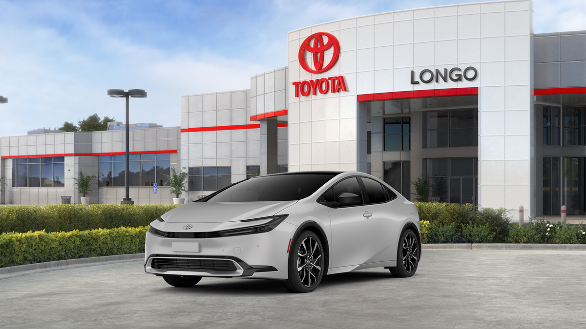 2026 Toyota Prius XSE's photo