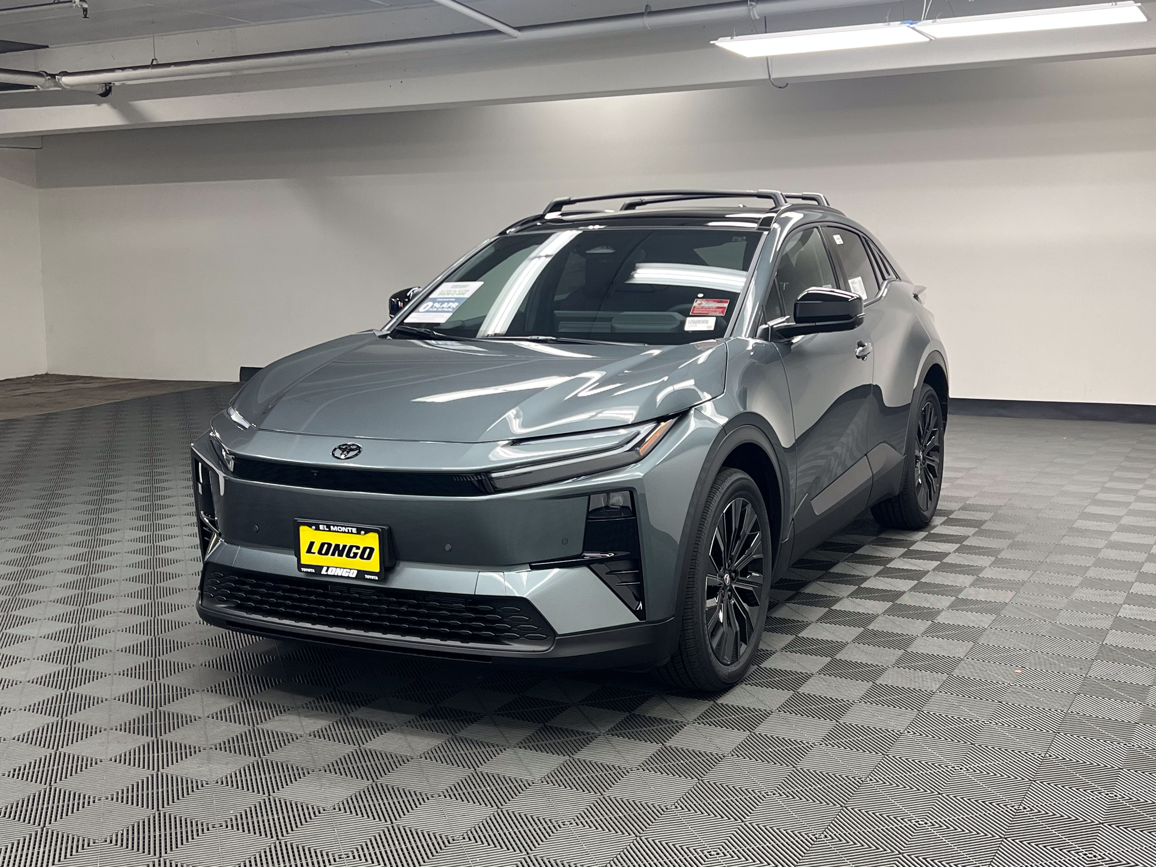 2026 Toyota C-HR XSE