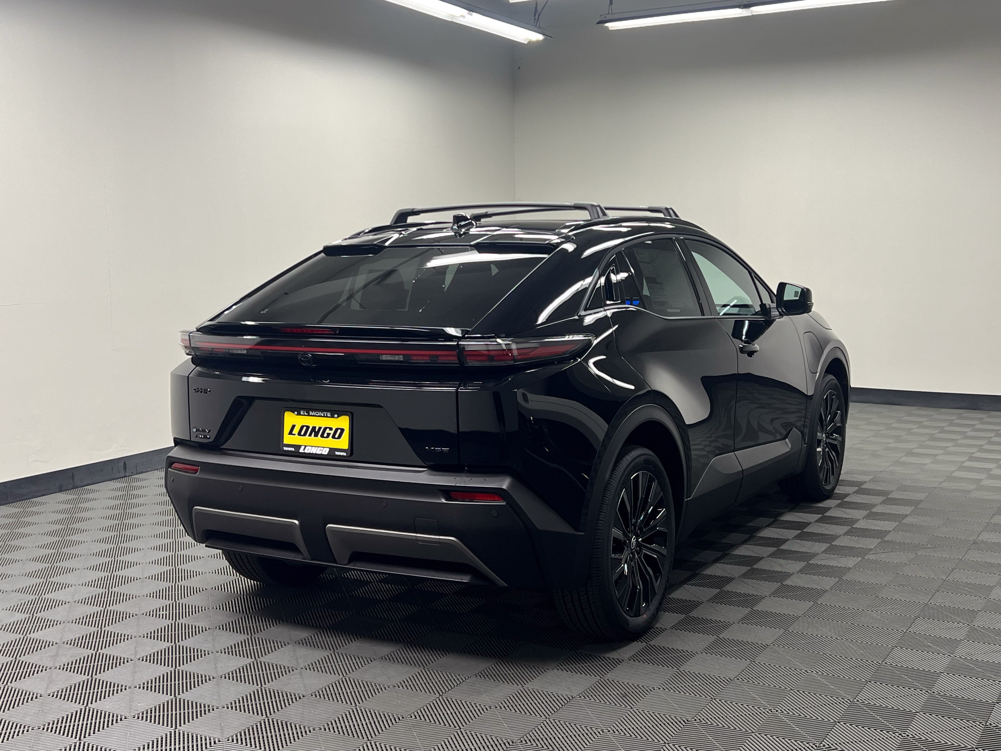 2026 Toyota C-HR XSE
