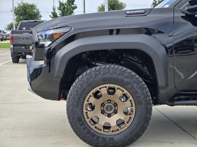 2026 Toyota Tacoma i-FORCE MAX Tacoma Trailhunter