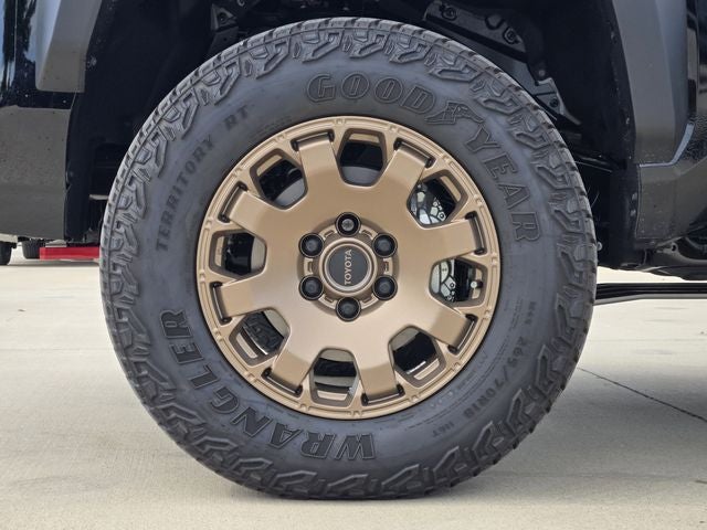 2026 Toyota Tacoma i-FORCE MAX Tacoma Trailhunter
