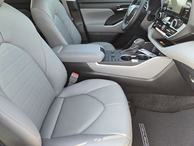 2026 Toyota Highlander Hybrid XLE
