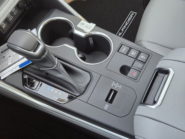 2026 Toyota Highlander Hybrid XLE