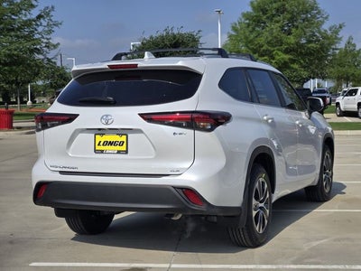 2026 Toyota Highlander Hybrid XLE