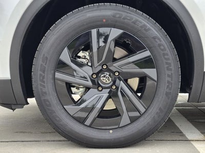 2026 Toyota C-HR SE