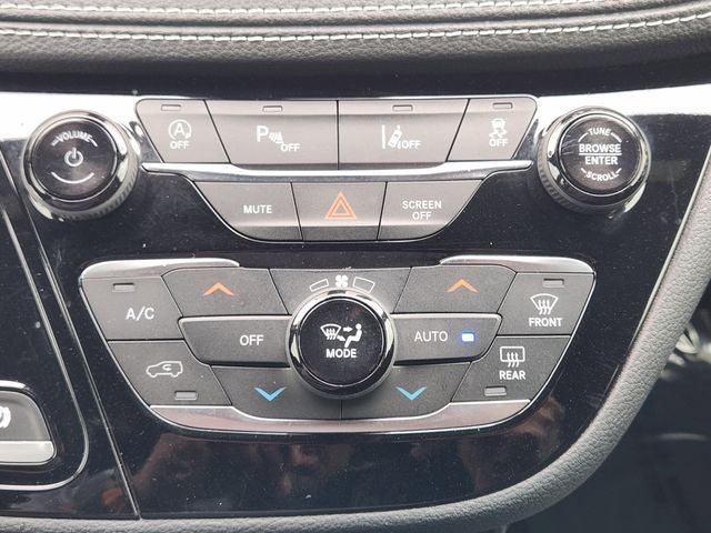 2021 Chrysler Pacifica Touring