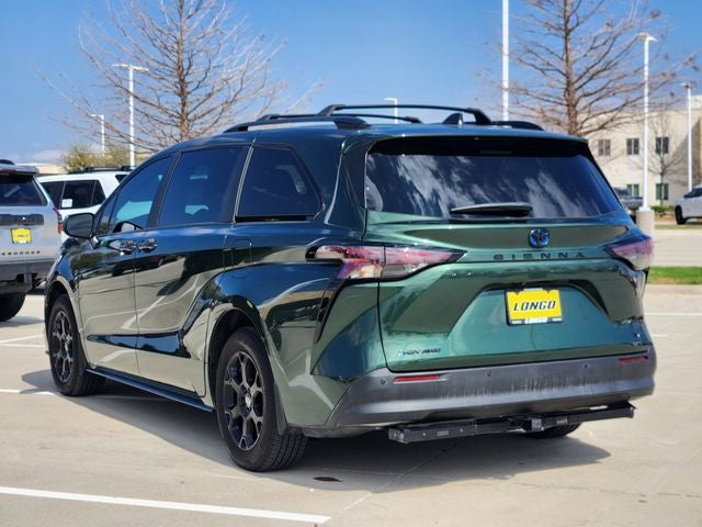 2025 Toyota Sienna Woodland Edition 7 Passenger