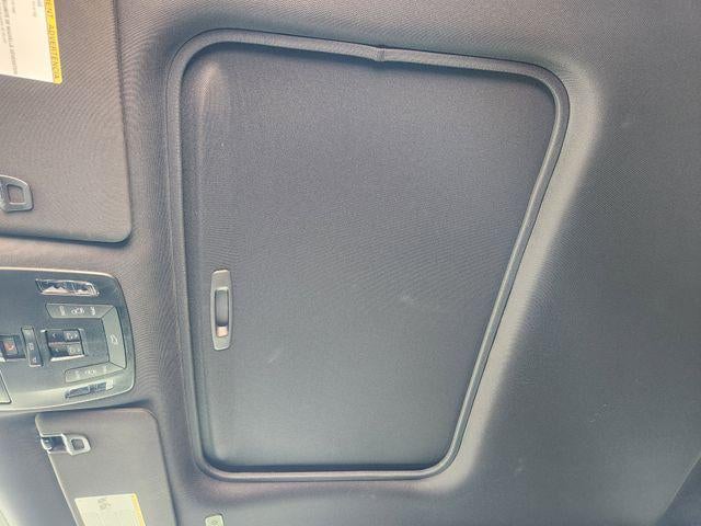 2025 Toyota Sienna Woodland Edition 7 Passenger