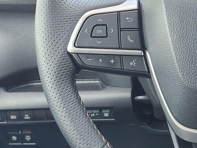 2025 Toyota Sienna Woodland Edition 7 Passenger