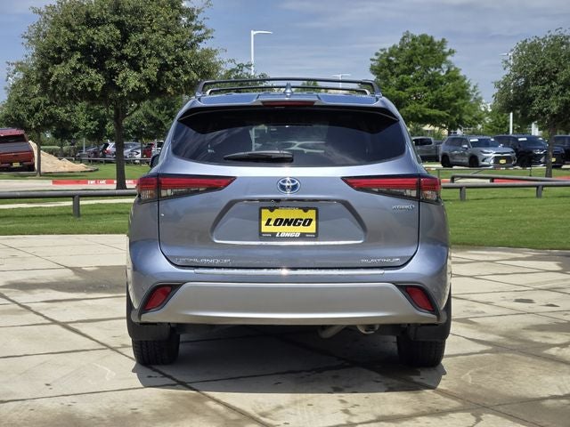 2021 Toyota Highlander Hybrid Platinum