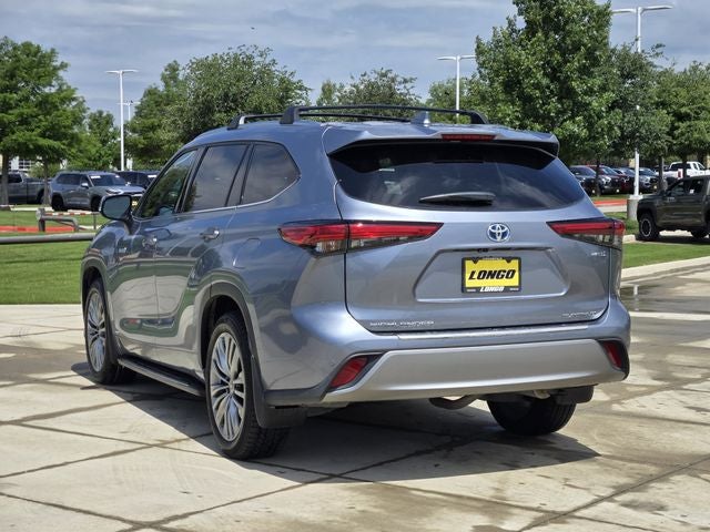 2021 Toyota Highlander Hybrid Platinum