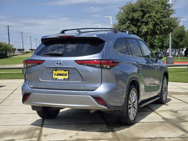 2021 Toyota Highlander Hybrid Platinum