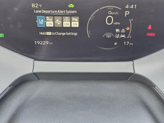 2024 Toyota Prius LE