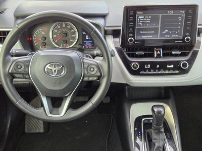 2022 Toyota Corolla Hatchback SE