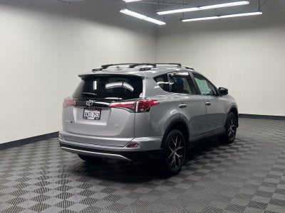 2016 Toyota RAV4 SE