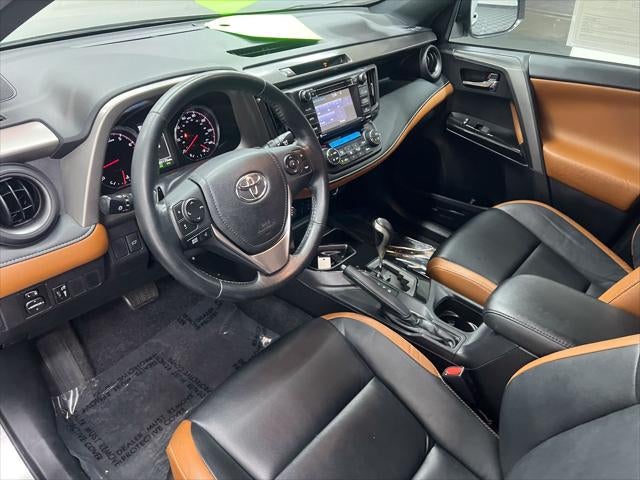 2016 Toyota RAV4 SE