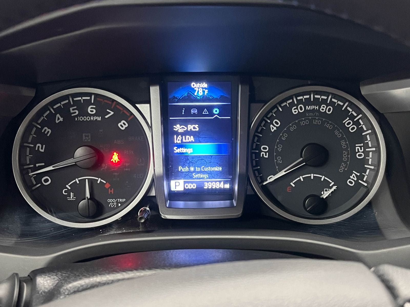 2022 Toyota Tacoma SR5 RWD