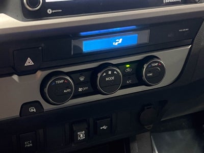 2022 Toyota Tacoma SR5 RWD