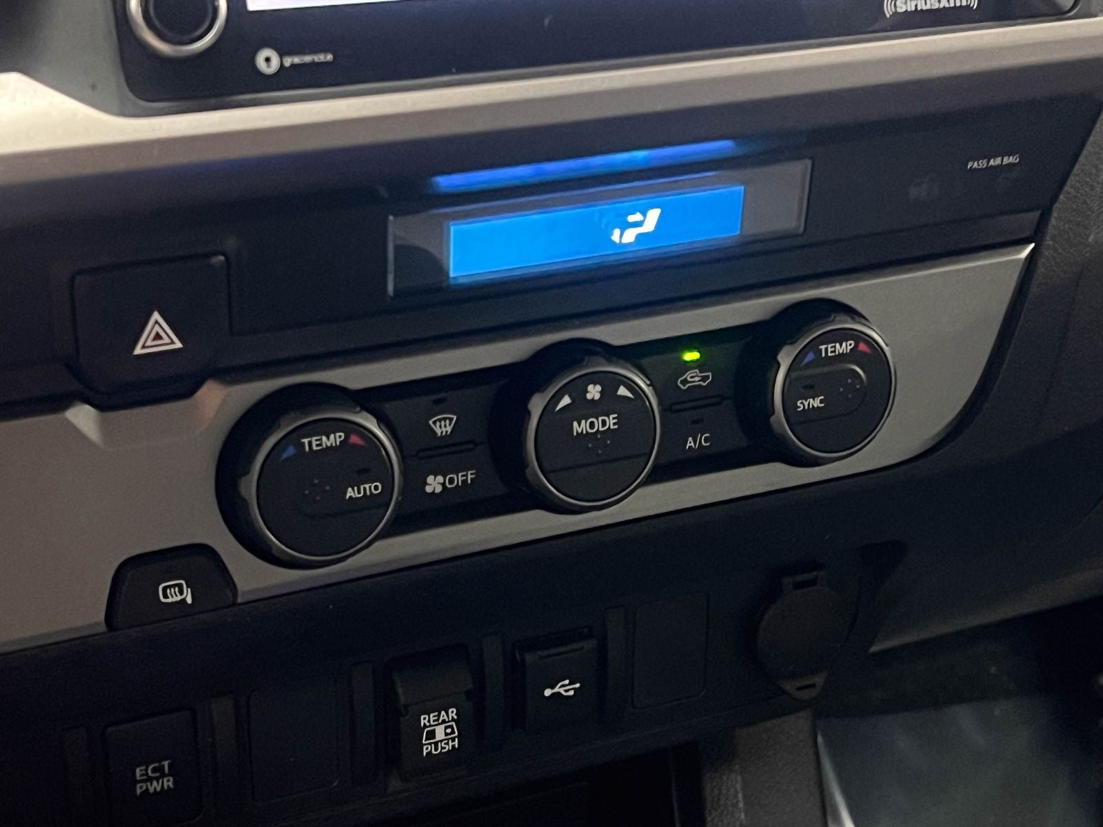 2022 Toyota Tacoma SR5 RWD