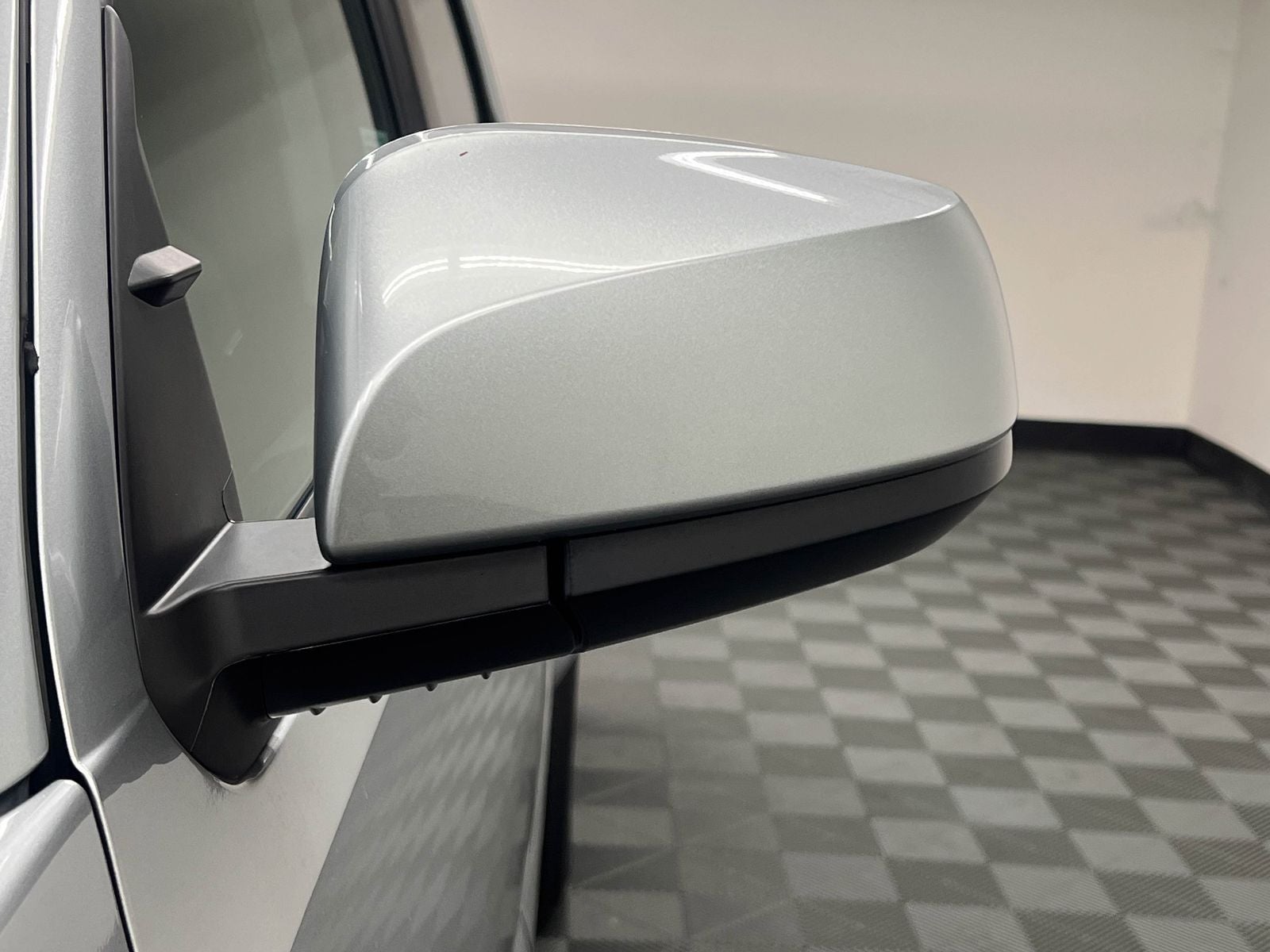 2022 Toyota Tacoma SR5 RWD