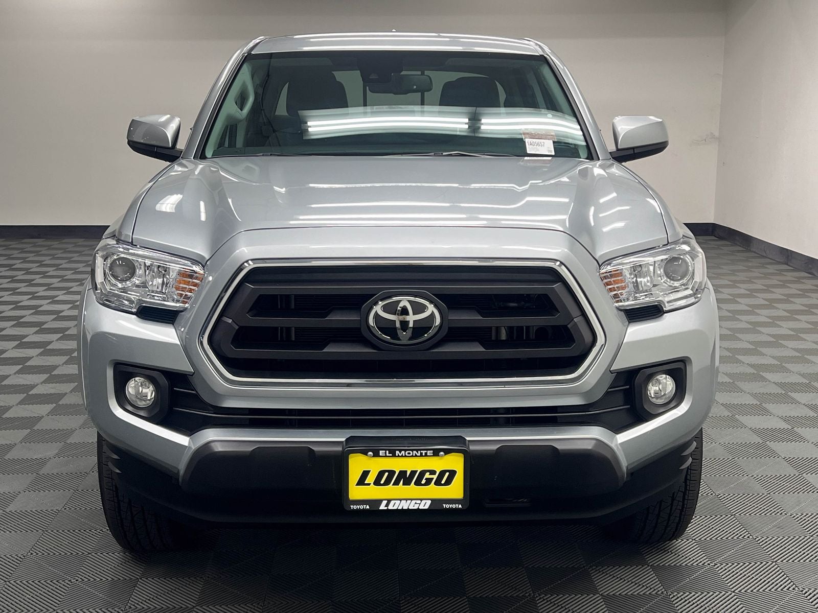 2022 Toyota Tacoma SR5 RWD