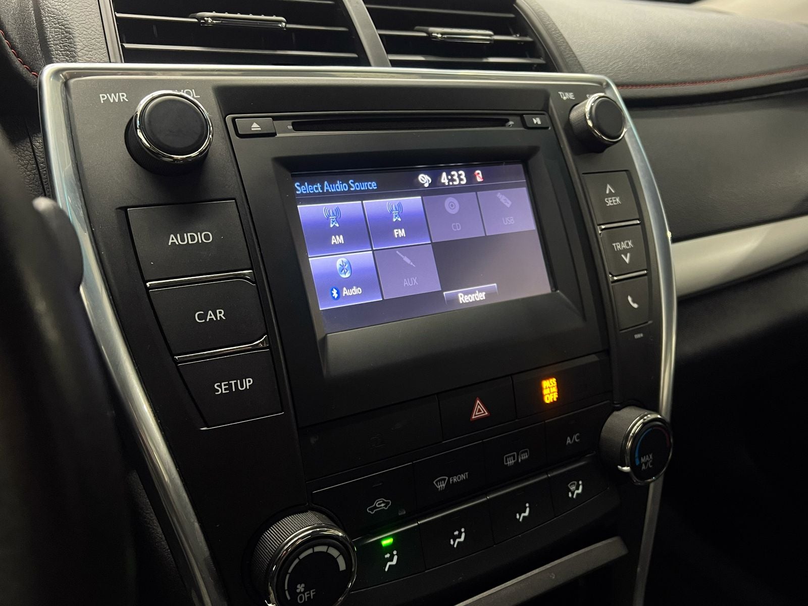 2017 Toyota Camry SE