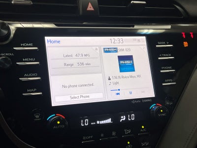 2020 Toyota Camry Hybrid XLE