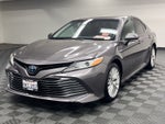 2020 Toyota Camry Hybrid XLE