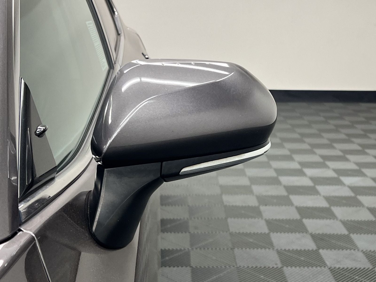 2020 Toyota Camry Hybrid XLE