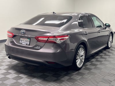 2020 Toyota Camry Hybrid XLE