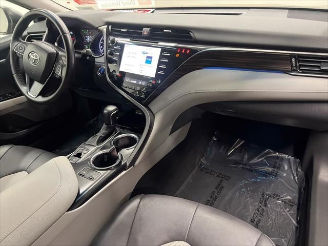 2020 Toyota Camry Hybrid XLE