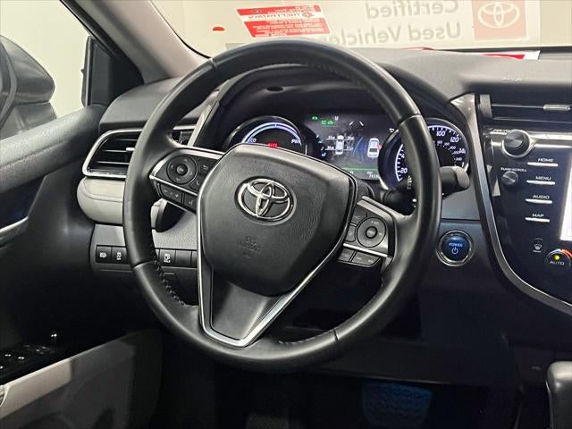 2020 Toyota Camry Hybrid XLE