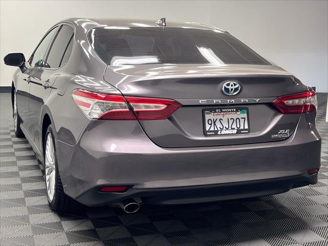 2020 Toyota Camry Hybrid XLE