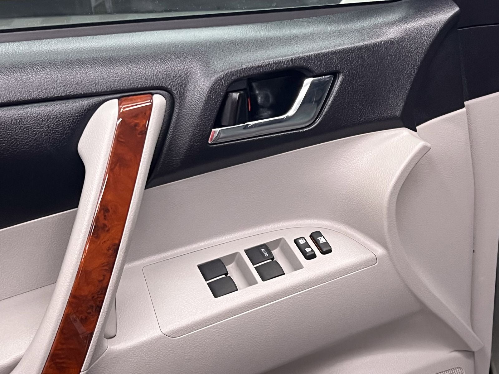 2011 Toyota Highlander Limited