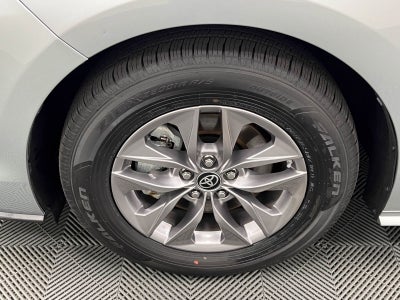 2021 Toyota Sienna LE 8 Passenger