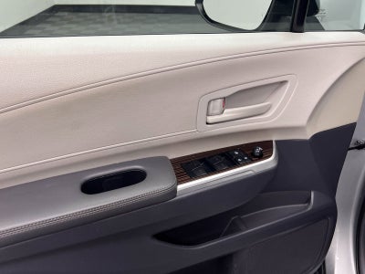 2021 Toyota Sienna LE 8 Passenger