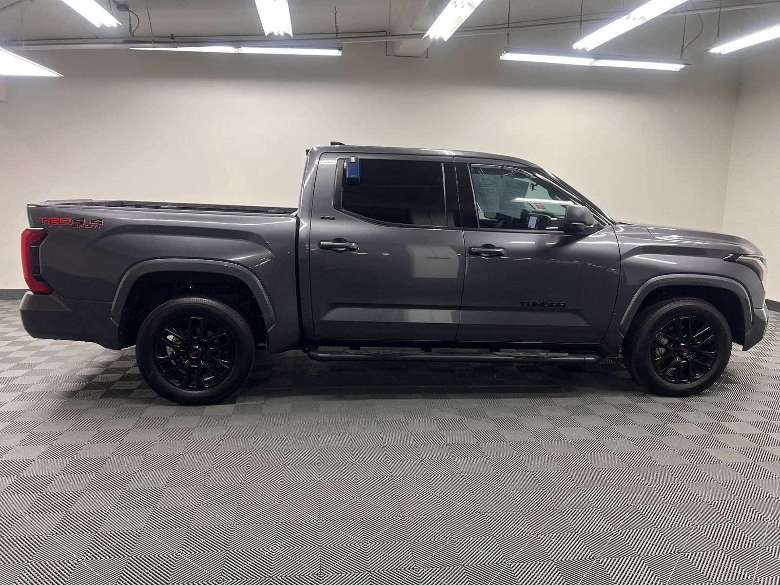 2023 Toyota Tundra SR5 4WD