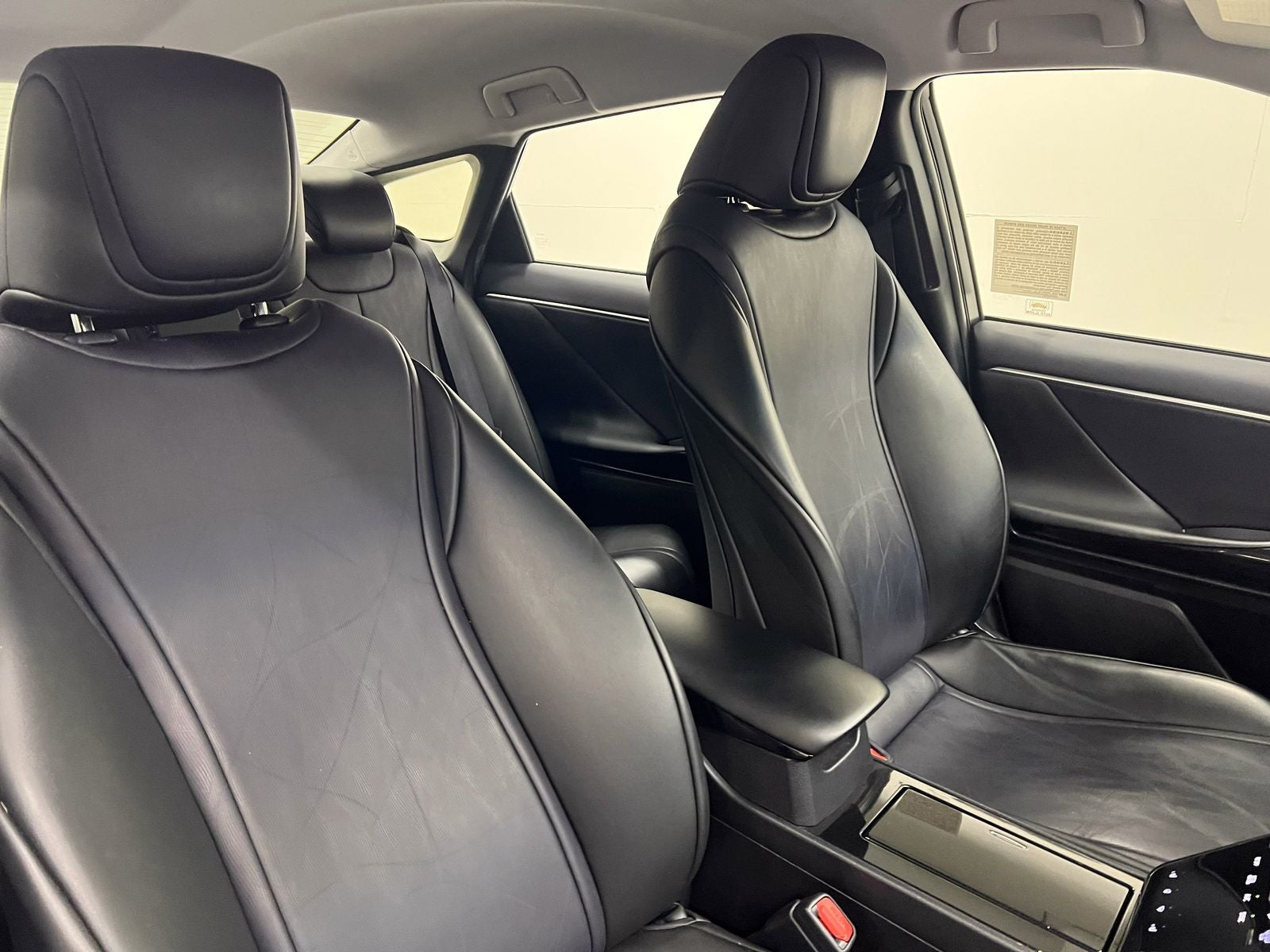 2020 Toyota Mirai Base