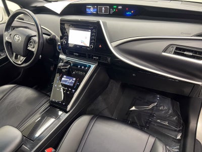 2020 Toyota Mirai Base